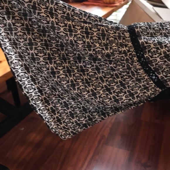 NWOT INC TOP - Picture 7 of 8